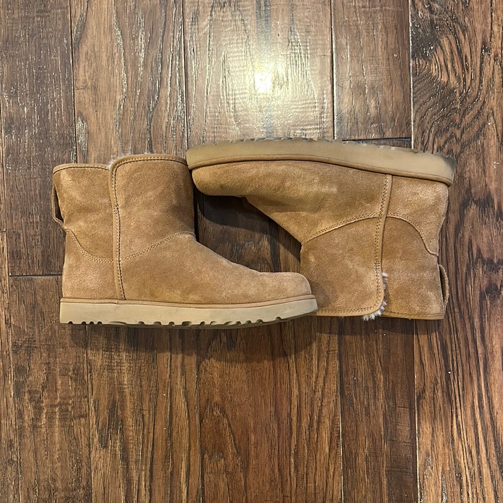 Short UGG Boots